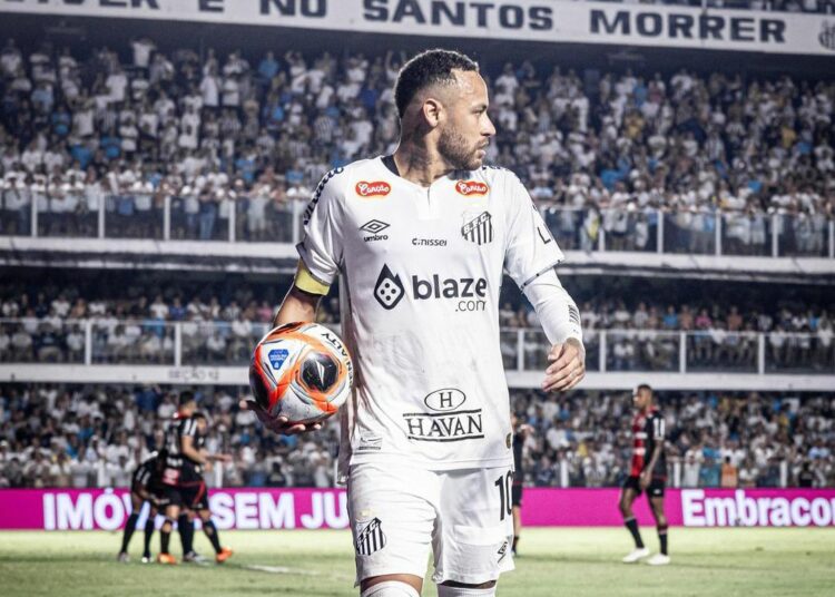 Foto-Foto Neymar Comeback Bermain di Santos, Butuh 3 atau 4 Laga Untuk Tampil 100 Persen !