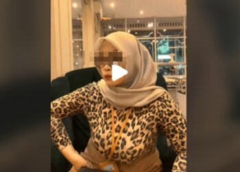 Viral Video Bu Guru Salsa, Tampil Berhijab Tapi Tak Berbusana Akun TikTok nya Disebut Warganet