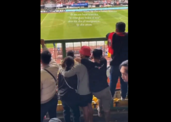 Viral Video, Penonton Persija vs Persib Kena Pemalakan Oleh Oknum Supporter Minta Transfer Uang dan Diambil Hp-nya