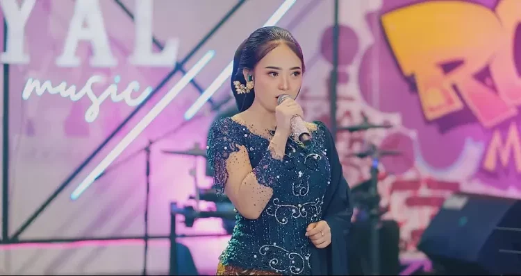 Profil Silvy Kumalasari, Penyanyi Cantik Dengan Tampilan Sinden yang Sering FYP !