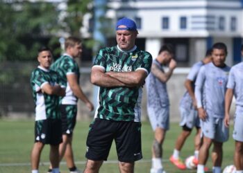 Meski Libur Panjang, Bojan Hodak Tetap Berikan Porsi Latihan Untuk Jaga Kondisi Fisik Para Pemain Persib