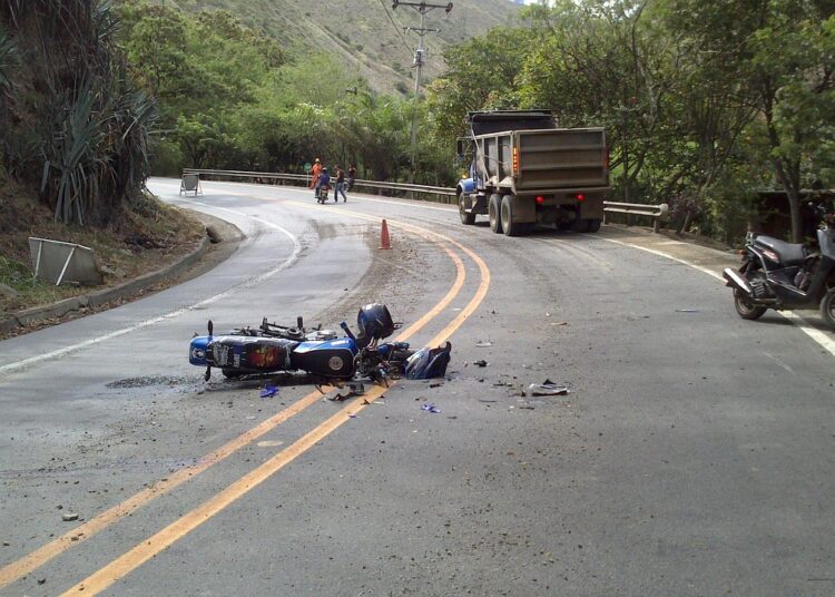 Ilustrasi Kronologi Kecelakaan Maut Akibat Motor Oleng di Malang (Pixabay)