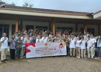 Anggota DPR RI H. Rokhmat Ardian Kunjungi Ponpes Miftahul Huda, Ini Kegiatannya