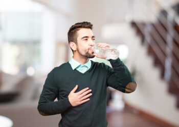 Jangan Dianggap Sepele! Ini Dampak Buruk Jika Kurang Minum Air Putih