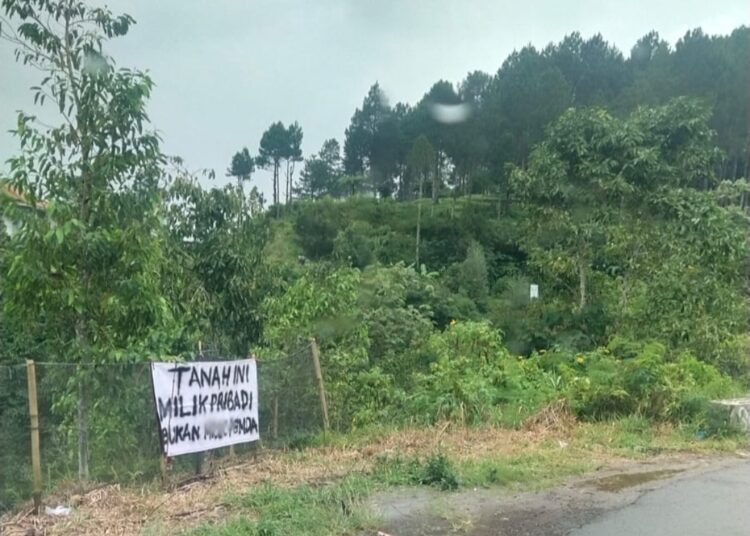 Pemda Kuningan dan Warga Saling Klaim Tanah 420 Meter di Desa Cisantana