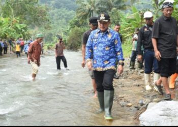 Jembatan yang Puluhan Tahun Jadi Dambaan Warga Ciniru Kuningan Akan Dibangun, Bupati Janji Segera Terwujud