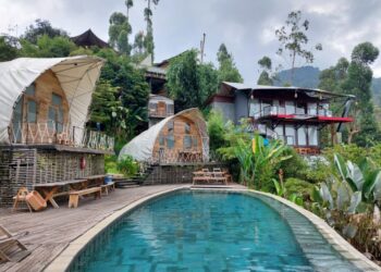 10 Rekomendasi Penginapan Romantis di Bandung, Cocok untuk Honeymoon yang Tak Terlupakan