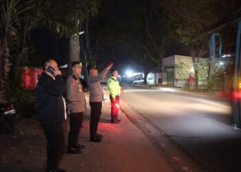 Polres Garut Kawal Ribuan Buruh Berangkat ke Monas untuk Peringati May Day 2025