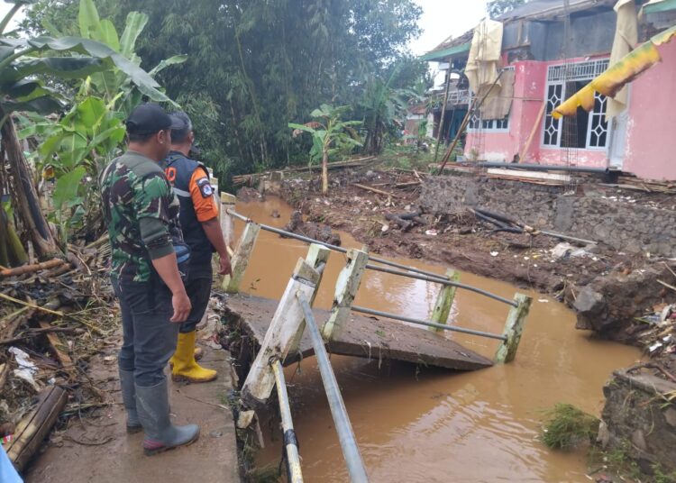 Banjir dan Longsor Terjang Desa Calingcing Kabupaten Tasikmalaya, Ini Kondisinya