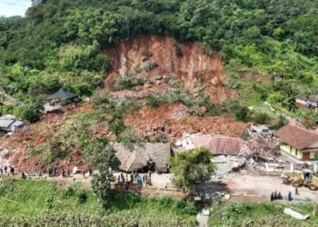 BPBD Sebut Lokasi Longsor di Desa Nagreg Kendan Membahayakan, Warga Diimbau Waspada
