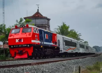 BREAKING NEWS ! KA Malioboro Ekspres Tabrak 7 Motor di Magetan, 4 Orang Meninggal di Tempat