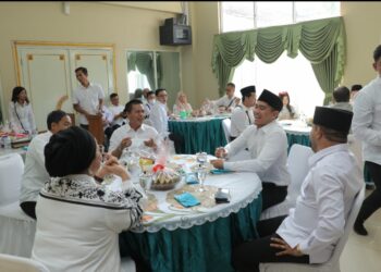 Ketua Umum PSI Kaesang Pangarep Bertamu ke  Kang DS, Tertarik Hasil UMKM Kabupaten Bandung