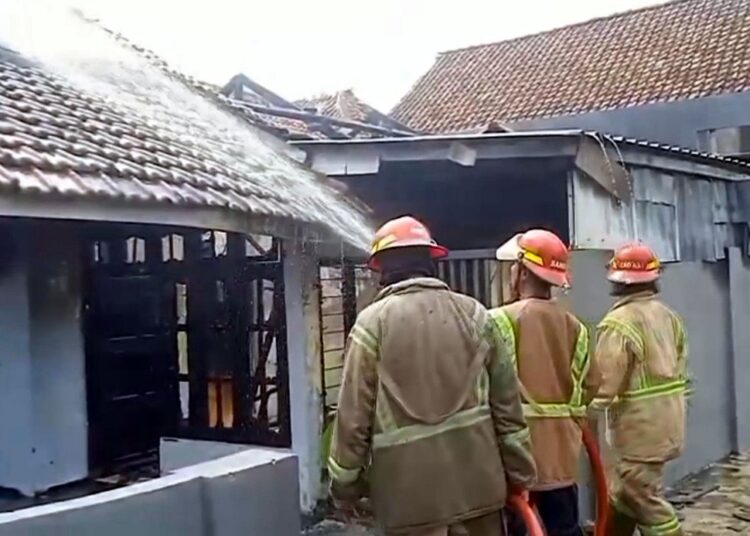 Kebakaran hebat di Desa Mundusewu, Kecamatan Bareng, Kabupaten Jombang (Isitmewa)