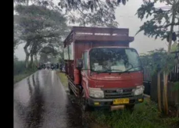 Kecelakaan sisi SMP Pasuruan (Istimewa)