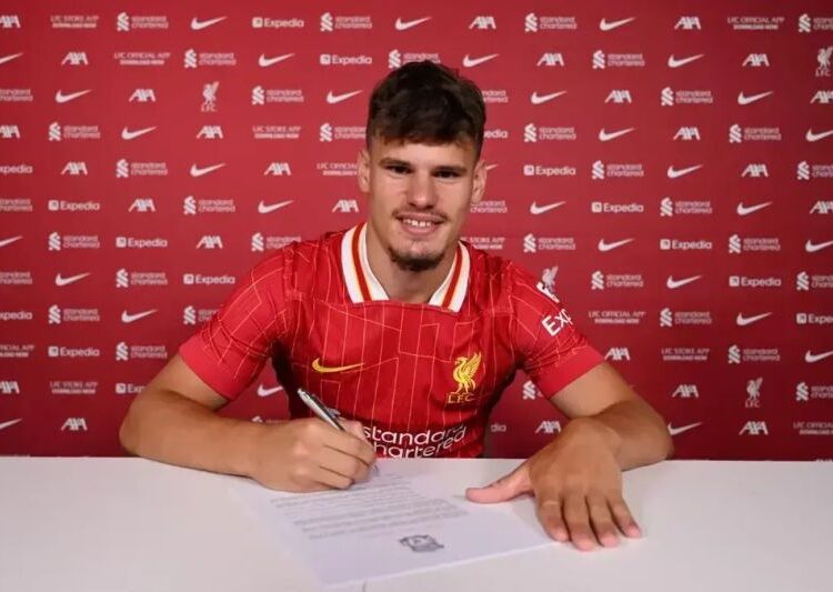 Milos Kerkez (Liverpool FC)