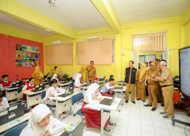 Serentak di 20 Lokasi, 1.635 Siswa Ikuti Tes Prestasi SPMB Kota Bandung