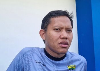 Adam Alis Bocorkan Inisial Pemain Asing Baru Persib, Bobotoh Ramai Tebak Nama Ini