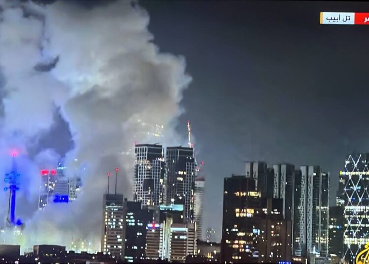 Awal Mula Pemicu Perang Israel dan Iran: Kini Saling Balas Serang dan Ledakan Terjadi