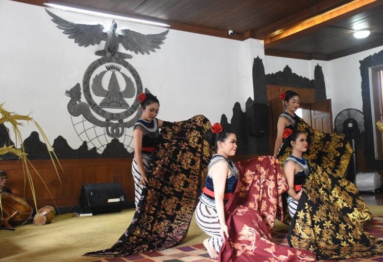 Batik Paseban Kuningan, Tak Sekedar Keindahan Sehelai Kain