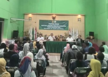 Ketika Keluarga Penerima Manfaat di Desa Cinunuk Sumringah Dapat BLT DD