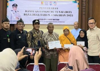 Penyaluran BLT DD di Cileunyi Dihadiri Wamendagri, Camat: Harus Tepat Sasaran