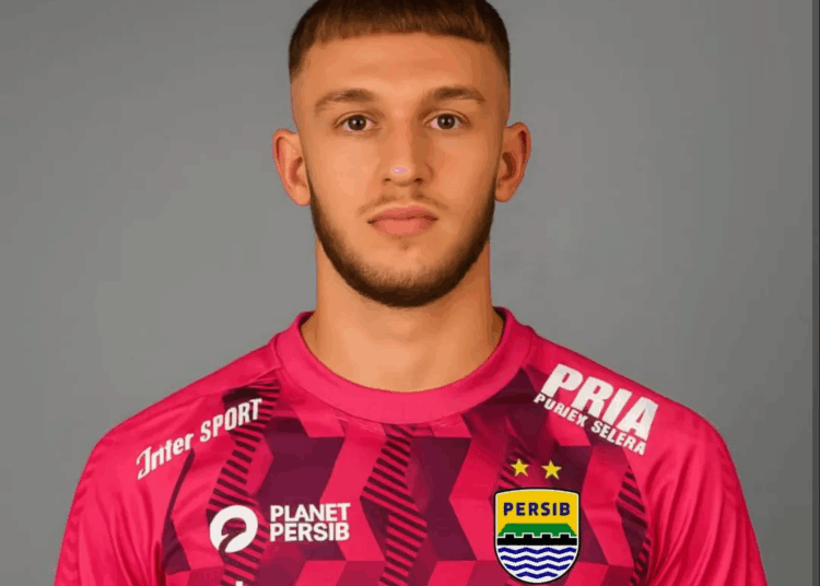 Profil Adam Przybek Calon Kiper Baru Persib yang Akan Diumumkan Di Bioskop, Mantan Kiper Liga Premier