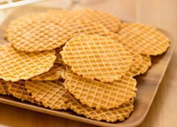 8 Oleh-Oleh Makanan Khas Cirebon yang Sedang Digemari di 2025, Wajib Dibawa Pulang!