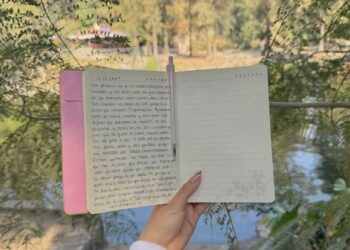 Romantisasi Hidup ala Gen Z, Biar Nggak Kalah Sama Masalah