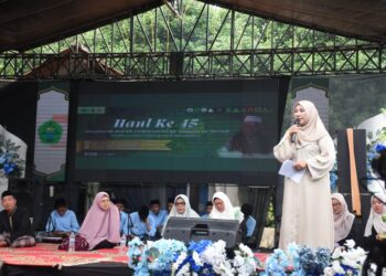 Haul Akbar Pontren Darul Muta’alimin Diwarnai Santunan Yatim, Dhuafa dan Lansia