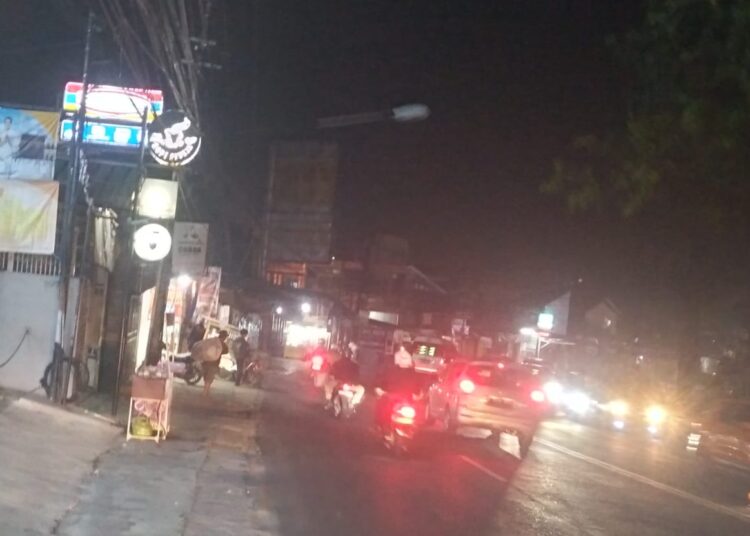 Duh, Banyak Lampu PJU di Ruas Bundaran Cibiru-Cileunyi Masih Dibiarkan Mati