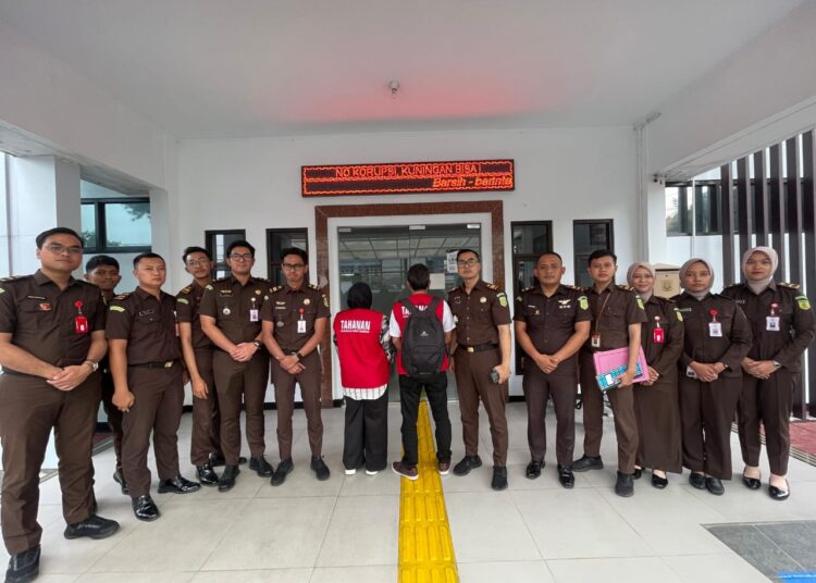 Kejari Kuningan Tetapkan 2 Tersangka Dugaan Korupsi Rp4,6 Miliar di Bank BUMN