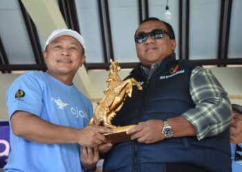 Turnamen Tenis Bupati Cup ke-10 Dibuka, Penasihat Kapolri Hadir Beri Dukungan