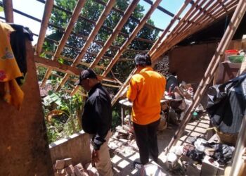 Rumah Nenek Ocoh di Desa Susukan Kuningan Ambruk, Butuh Uluran Tangan