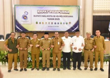 Bupati Kuningan Terpilih Aklamasi Sebagai Ketua BKAD Kunci Bersama