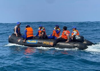 Pencarian 2 Mahasiswa Ikopin yang Terseret Arus Pantai Puncak Guha Garut Berakhir