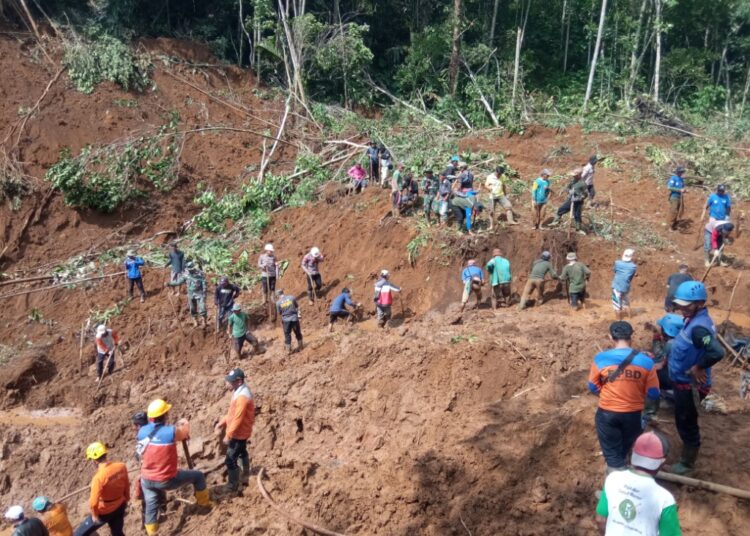 Masuki Hari ke 4, Tim SAR Gabungan Belum Juga Temukan 2 Korban Longsor di Kutawaringin