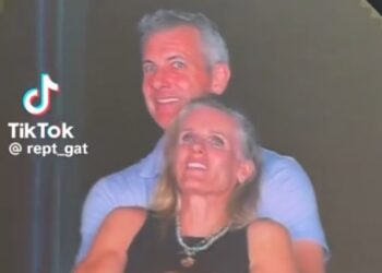 Viral! CEO Astronomer Andy Byron Terciduk Selingkuh dengan HRD saat Konser Coldplay