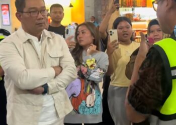 Lama Nggak Nongol, Ridwan Kamil Viral Tengah Bersitegang dengan Petugas Bandara Ngurah Rai Bali