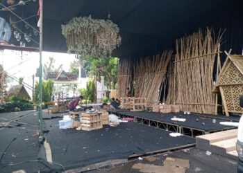 Nuansa Sunda Warnai Pernikahan Putra Gubernur Jabar dengan Putri Kapolda Metro Jaya di Garut