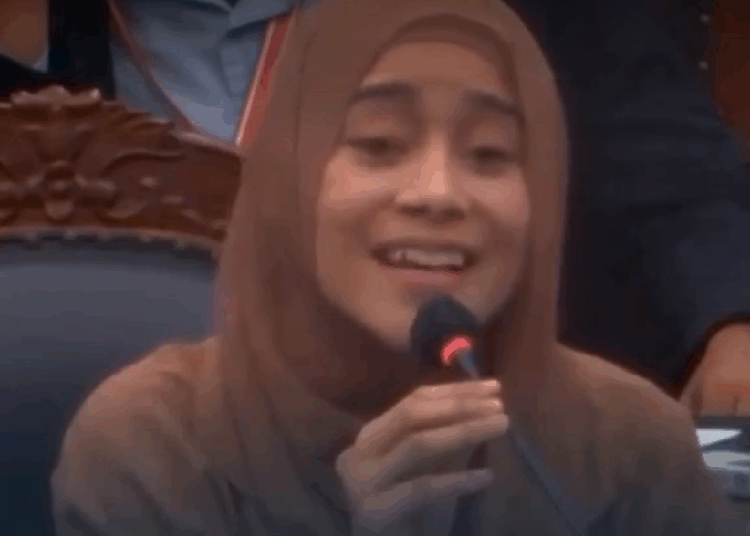 Viral Video Lesti Kejora Diminta Bernyanyi oleh Ketua MK saat Uji Materi UU Hak Cipta