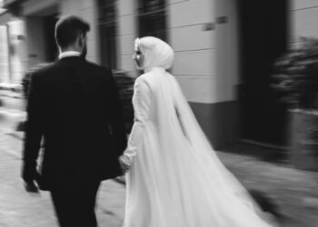 Kenapa Banyak Gen Z Pilih Nggak Nikah Dulu? Ini Jawaban Jujurnya!