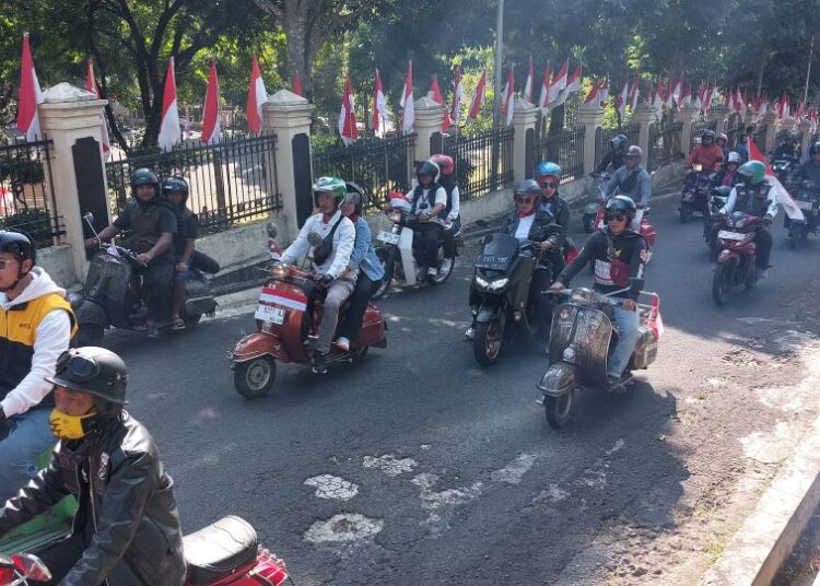 Sambut HUT ke 80 RI, Ratusan Motor Konvoi dari Kuningan Menuju Linggarjati
