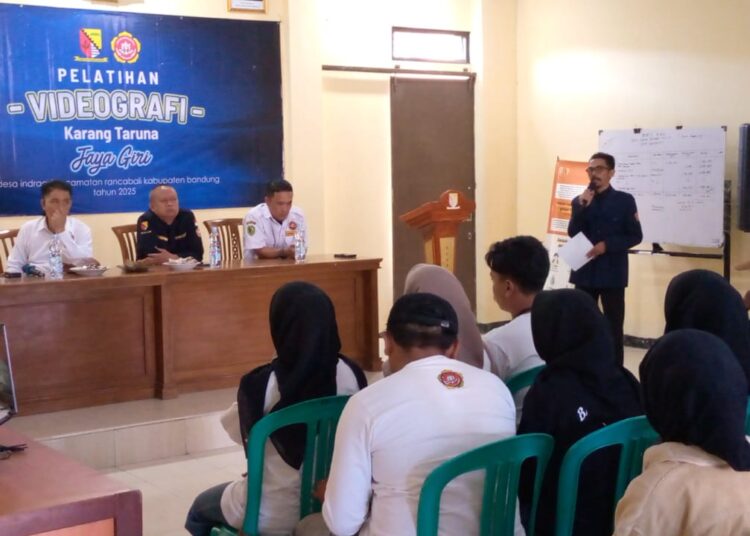 Cetak Duta Informasi Desa, PWI Kabupaten Bandung Gelar Pelatihan Jurnalistik dan Videografi
