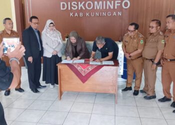 Diskominfo Kuningan dan Fisip UGJ Cirebon Jalin Kerjasama Wujudkan Desa Digital