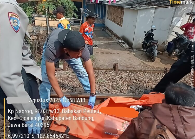 Tragis, Seorang Pria Penuh Tato Tewas di Rel KA Cicalengka, Diduga Bunuh Diri