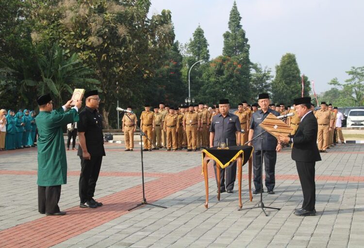 Wahyu Hidayah Dilantik Sebagai Penjabat Sekda Kuningan