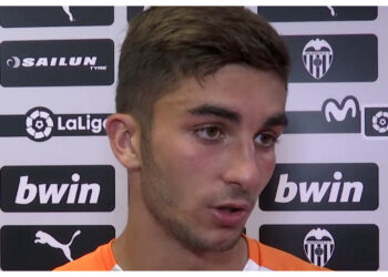 Torres Bersinar, Barcelona Tempel Ketat Puncak Klasemen La Liga