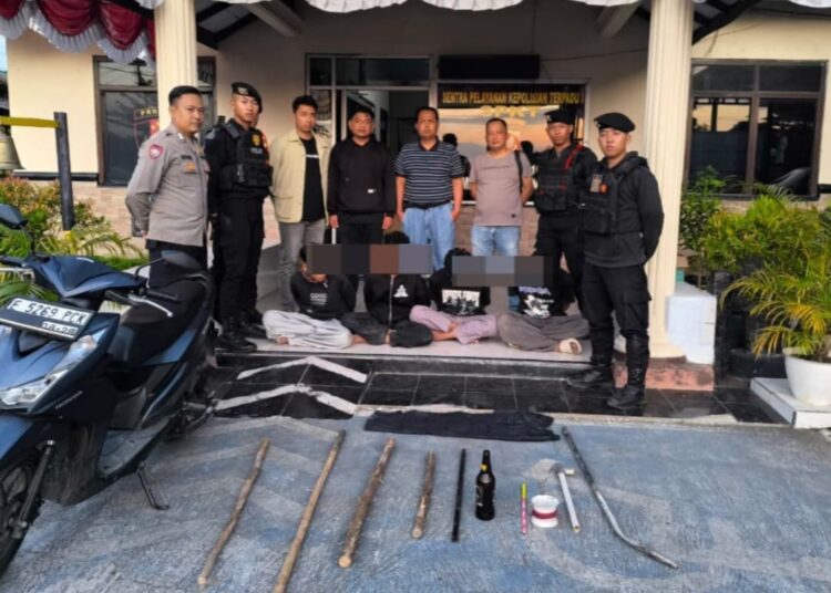 Ditemukan Sajam di TKP, Polisi Amankan 4 Remaja di Karangampel Indramayu
