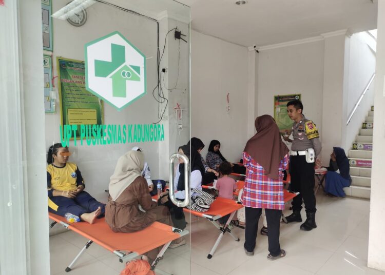 Puluhan Siswa SMP di Garut Diduga Keracunan MBG, 14 Orang Dirawat di Puskesmas