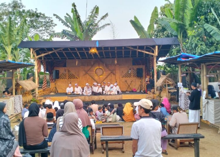 Milangkala ke 5 Saung Kopi Hawu “Nanjeurkeun Kawaluyaan, Pancer Kabudayaan”